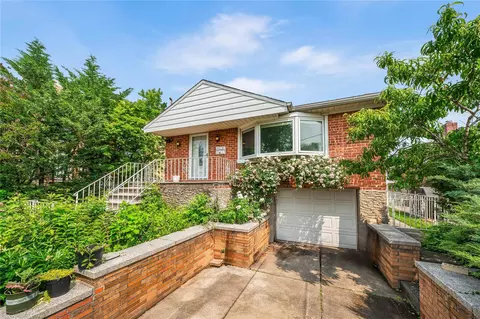 141-37 11 Ave, New York, NY 11357