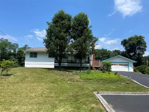 139 Haviland Rd, Poughkeepsie, NY 12601