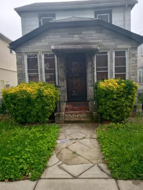 194-24 111th Rd, Saint Albans, NY 11412