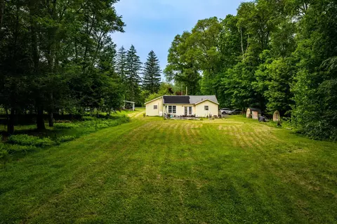 346 Stone School House Rd, Crawford, NY 12721