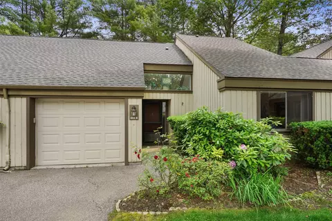 444 Heritage Hills Dr #B, Somers, NY 10589