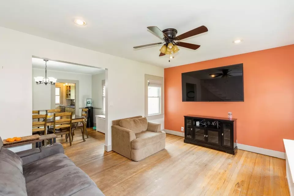 Living - 15 Orchard Rd, Brookhaven, NY 11772 photo 3 of 3