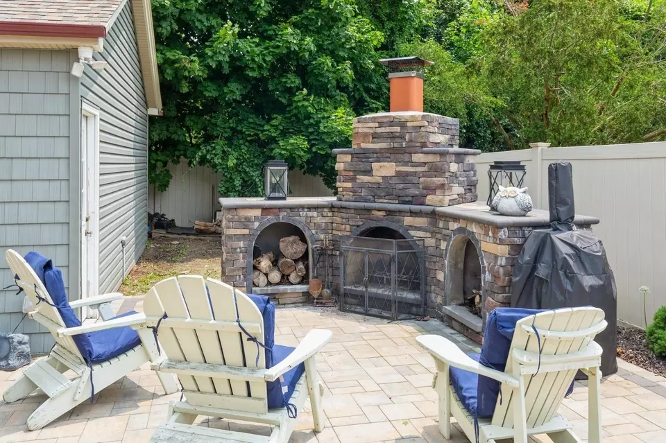 Exterior - 15 Orchard Rd, Brookhaven, NY 11772 photo 8 of 8