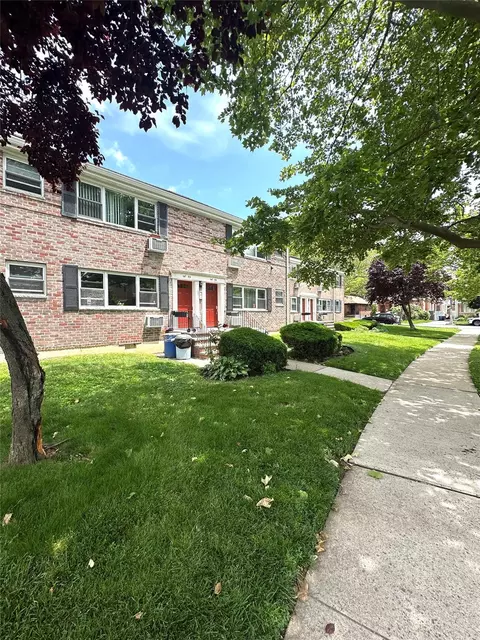 147-53 68th Dr #452A, Flushing, NY 11367