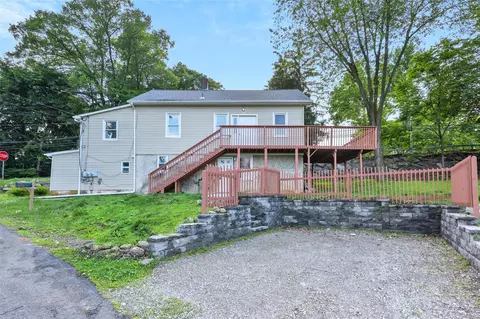 122 N Liberty Dr, Stony Point, NY 10980