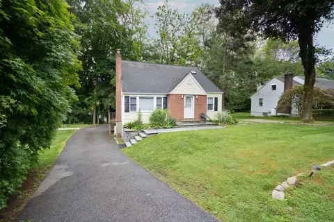 448 Saw Mill River Rd, New Castle, NY 10546