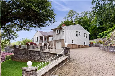 81 Avondale Rd, Yonkers, NY 10710