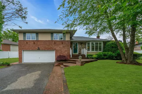 5 Leefield, Melville, NY 11747