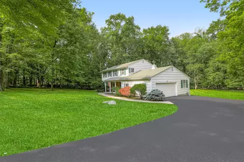 51 Mile Rd, Ramapo, NY 10901