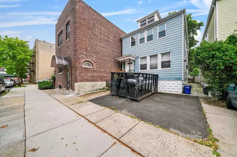 2039 Colonial Ave, New York, NY 10461