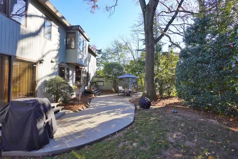 26 Ada Pl, Staten Island, NY 10301