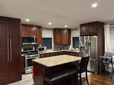 159-02 Cross Island Pkwy #6-22, Whitestone, NY 11357