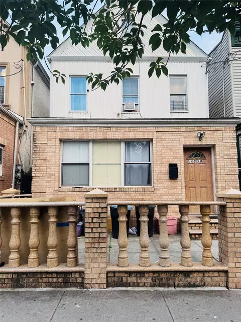 108-18 39 Ave, New York, NY 11368