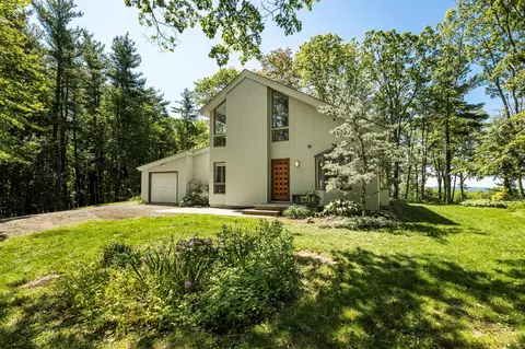 66 Beacon Hill Rd, East Chatham, NY 12060