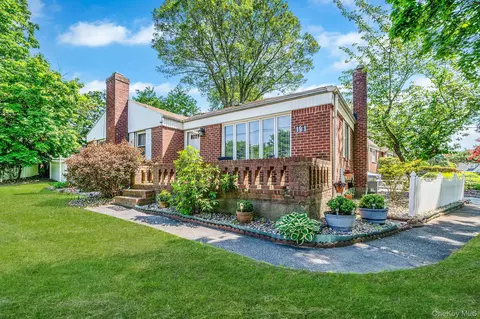 191 Laurel Rd, East Northport, NY 11731
