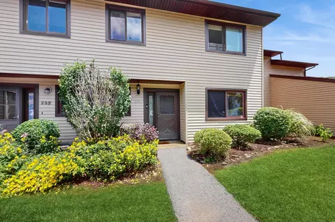 252 Heritage Ln, Monroe, NY 10950