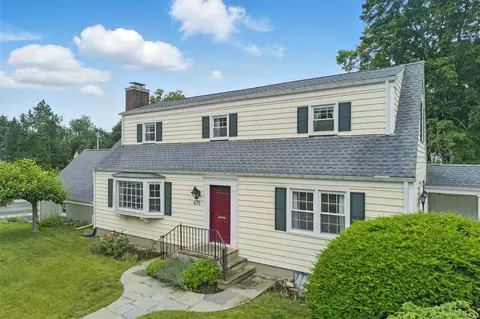 475 Bellwood Ave, Mount Pleasant, NY 10591