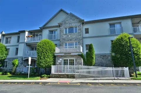 30 N De Baun Ave N #208, Ramapo, NY 10901