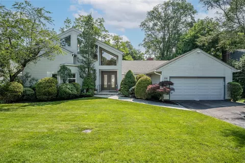 64 Highland Ave, North Hempstead, NY 11576