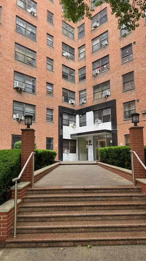 99-05 63rd Dr #11AA, Rego Park, NY 11374