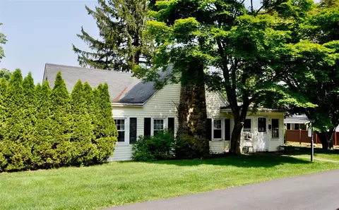 5 Orchard Dr, Rye, NY 10580