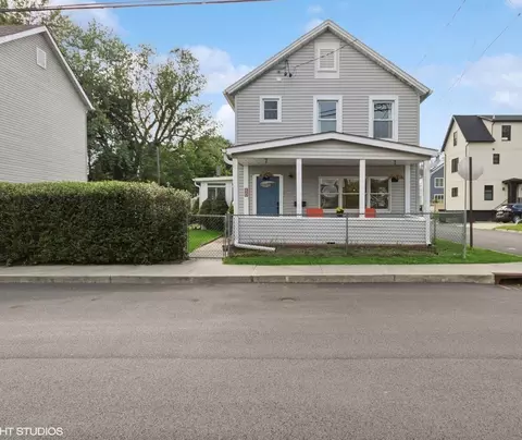 50 N Chestnut St, Beacon, NY 12508