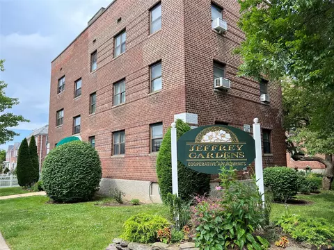 216-05 48th Ave #3A, Bayside, NY 11364