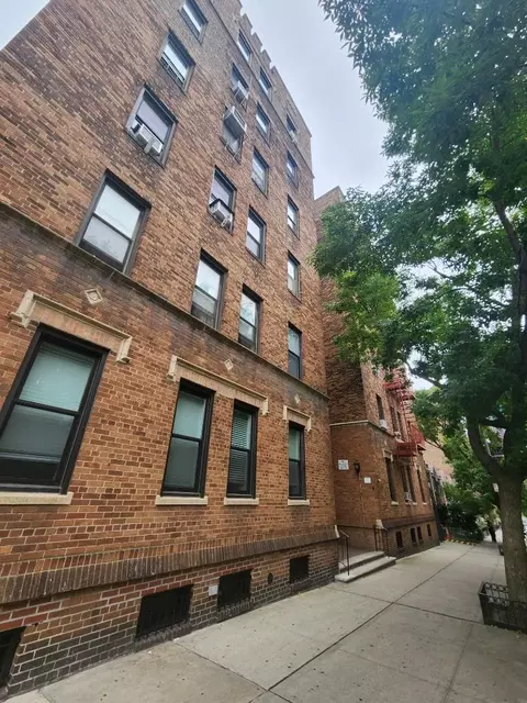 43-42 45th St #4O, Sunnyside, NY 11104