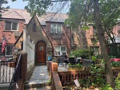 33-42 70 St, New York, NY 11372