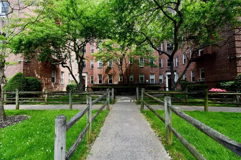 770 Bronx River Rd #A53, Yonkers, NY 10708