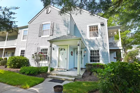 310 Fairview Cir, Middle Island, NY 11953