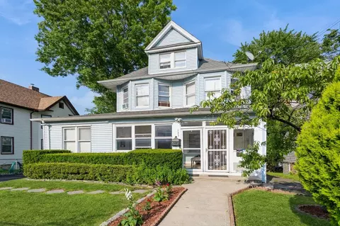 123 Clinton Ave, New Rochelle, NY 10801