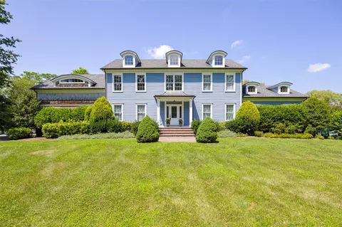 145 Whalesback Rd, Red Hook, NY 12571