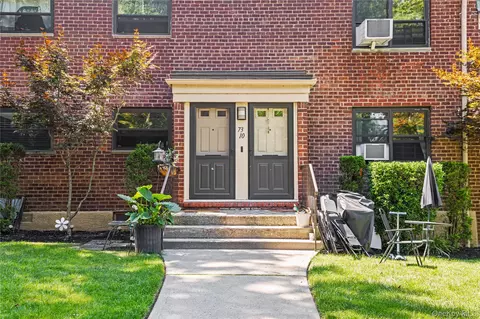 73-10 Springfield Blvd #B, Oakland Gardens, NY 11364