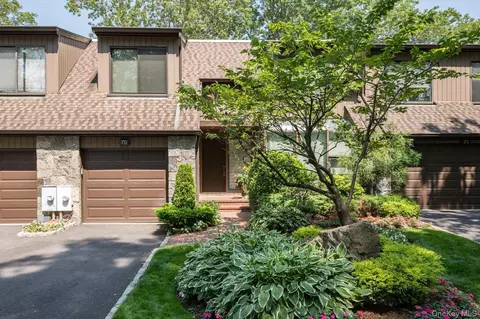 70 Short Way, North Hempstead, NY 11577