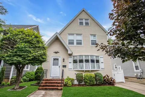 167 Stratford Ave, North Hempstead, NY 11596
