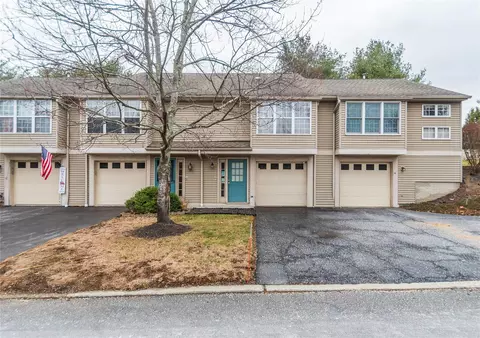 134 Elmcrest Dr, Fishkill, NY 12524