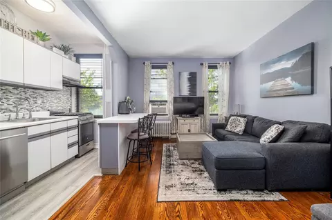 12 Hempstead Ave #1G, Rockville Centre, NY 11570