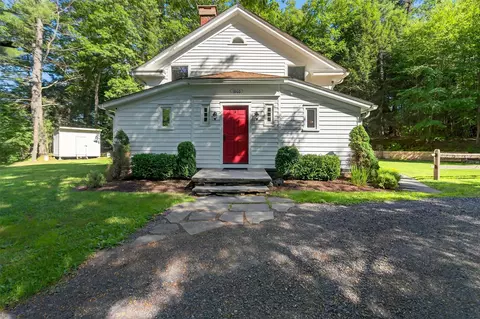 62 Guymard Tpke, Deerpark, NY 12729