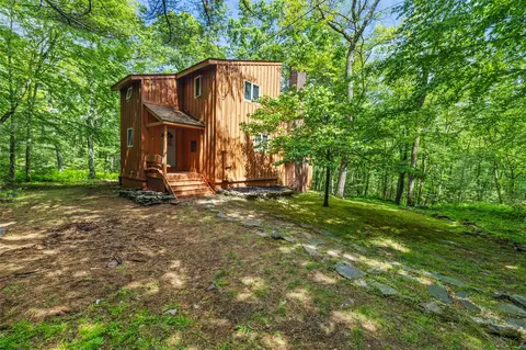 30 Hallenbach Rd, Lumberland, NY 12737