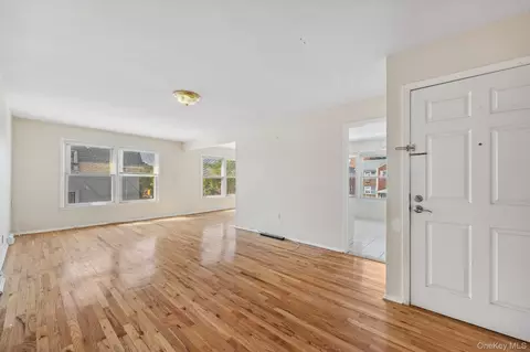 214-04 18th Ave, Bayside, NY 11360