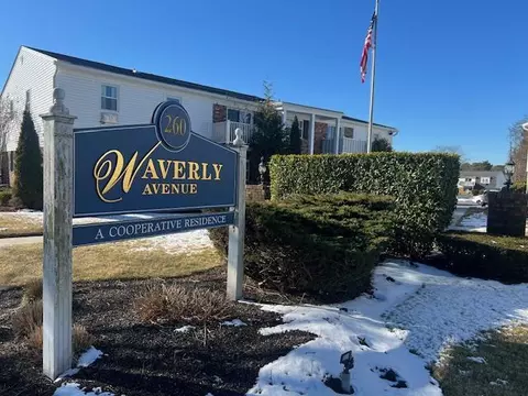 260 Waverly Ave # 64 IN  8, Patchogue, NY 11772