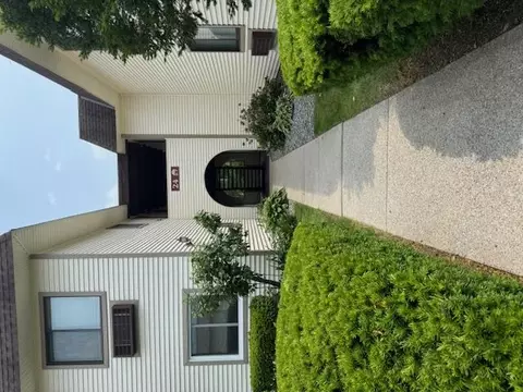24 Village Park Dr #3F, Fishkill, NY 12524
