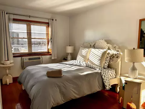 53-10 90th St #4B, New York, NY 11373