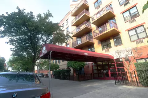 1901 Madison Ave #105, New York, NY 10035