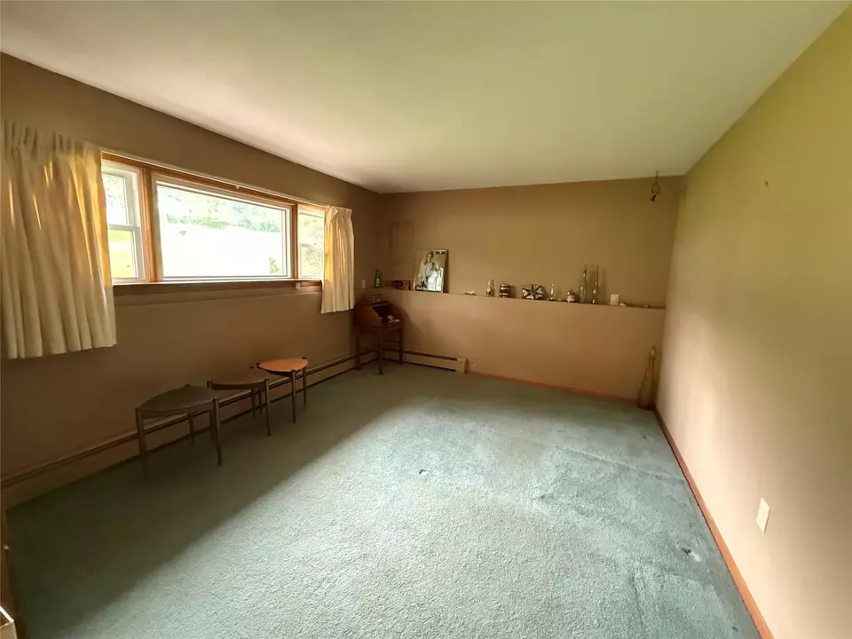Living - 12 Derick Dr, Fishkill, NY 12524 photo 4 of 4