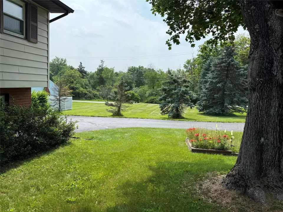 Exterior - 12 Derick Dr, Fishkill, NY 12524 photo 5 of 8