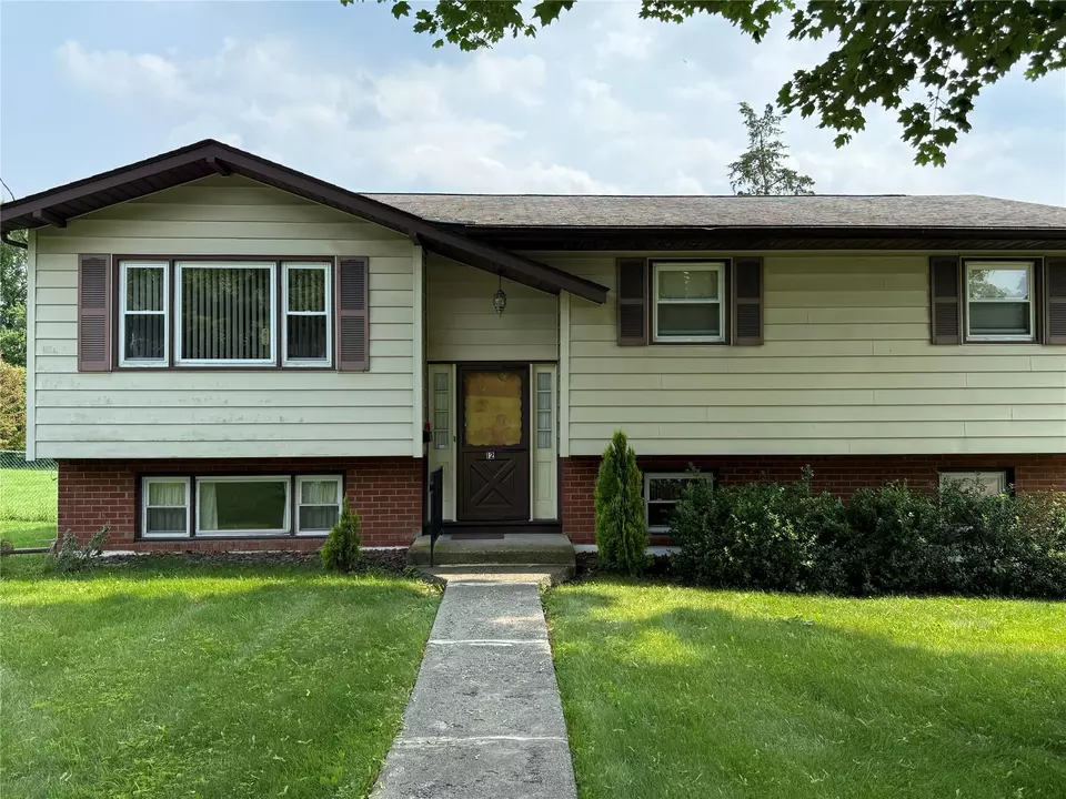 Exterior - 12 Derick Dr, Fishkill, NY 12524 photo 6 of 8