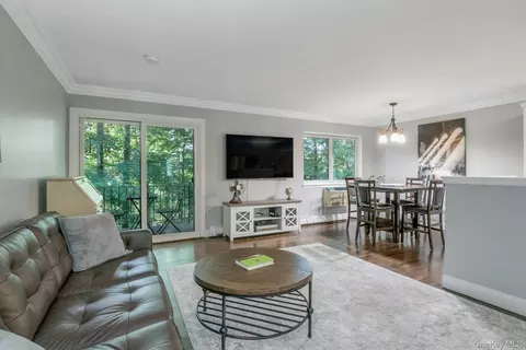 13 Scenic Dr #D, Cortlandt, NY 10520