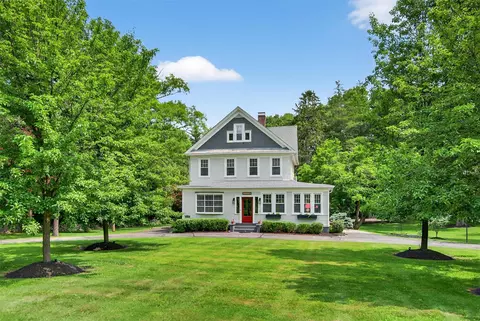 14 Cedar Ln, Cornwall, NY 12518